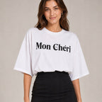 Biały t-shirt oversize Mon Cheri, detal