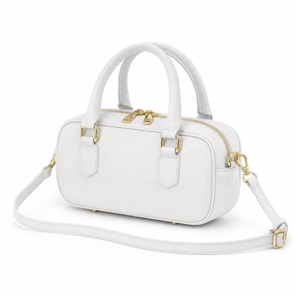 Biały torebka skórzana mini bostonka z paskiem crossbody, skos 3 4