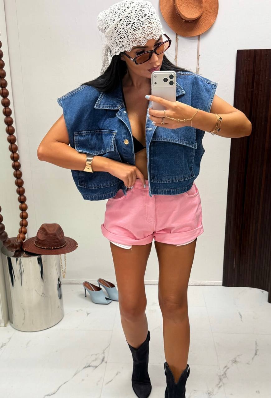 Niebieski kamizelka jeansowa oversize z kieszeniami, detal