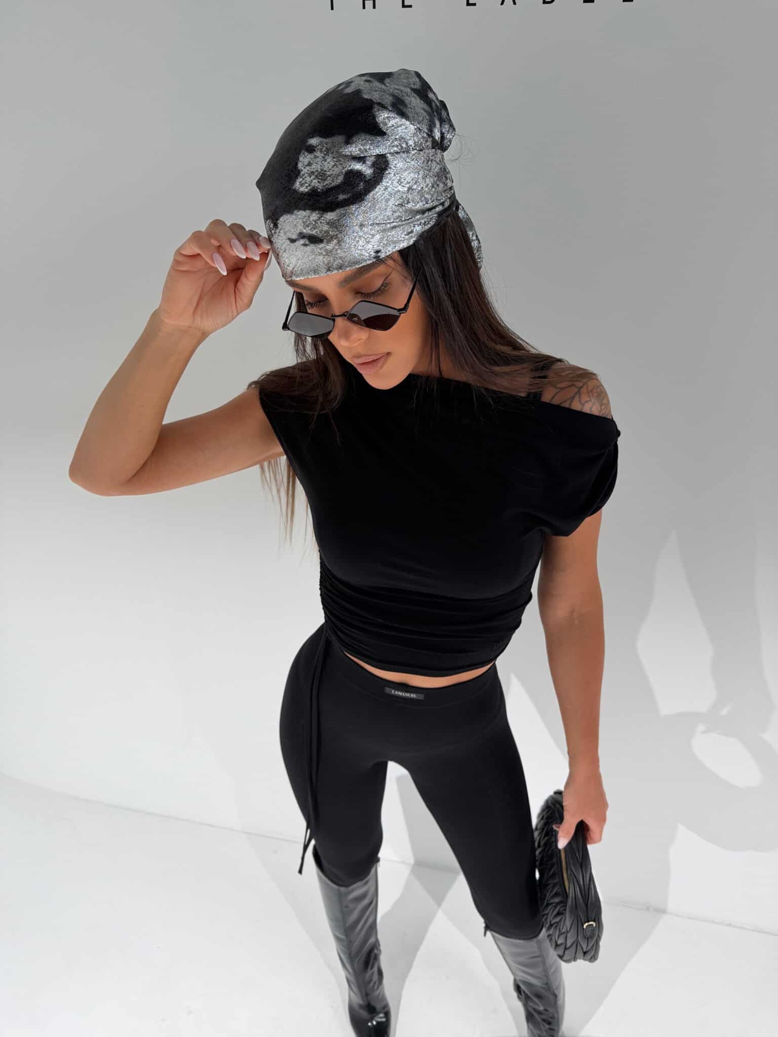 Czarny legginsy La Manuel, skos