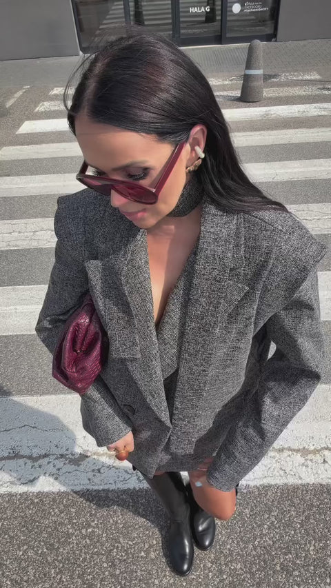 Damenblazer mit Gürtel