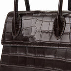 Czekoladowy croco mini torebka croco, faktura croco